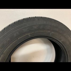 SUV tires